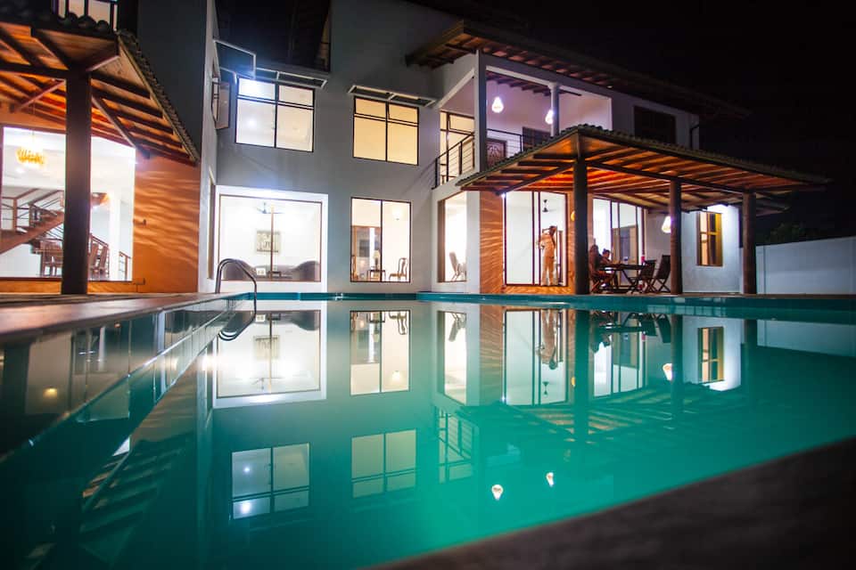Top-earning Airbnb listing in Hikkaduwa, 8 bedrooms