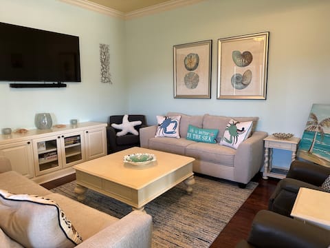 Popular Airbnb listing: Mellow Beach House in Bolivar Peninsula