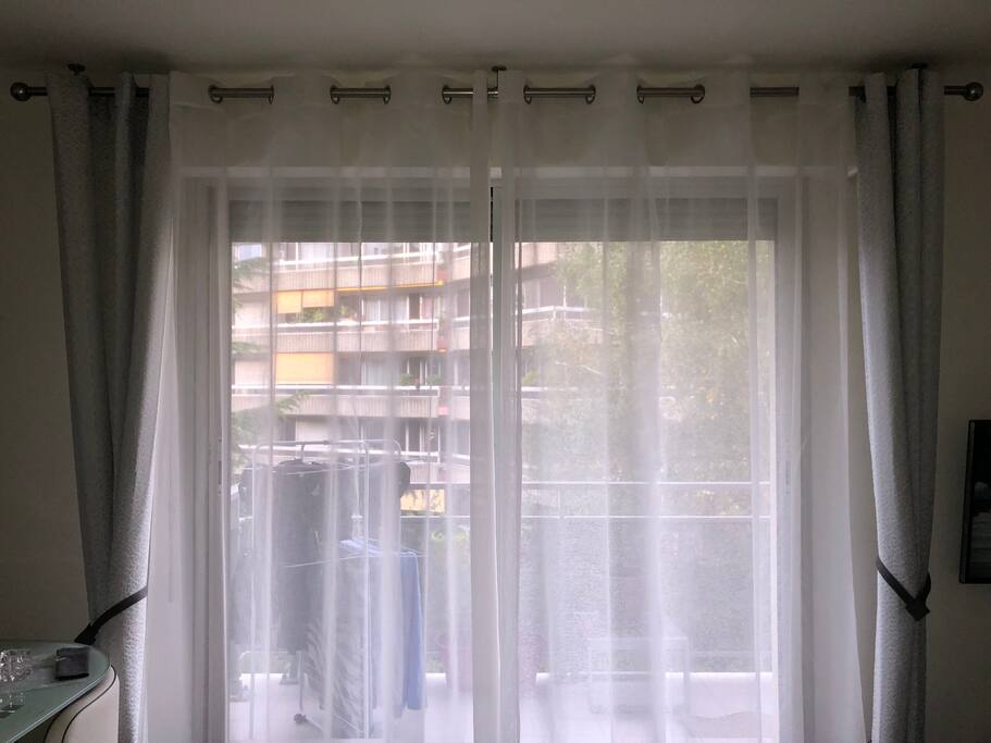 Salon donnant sur balcon