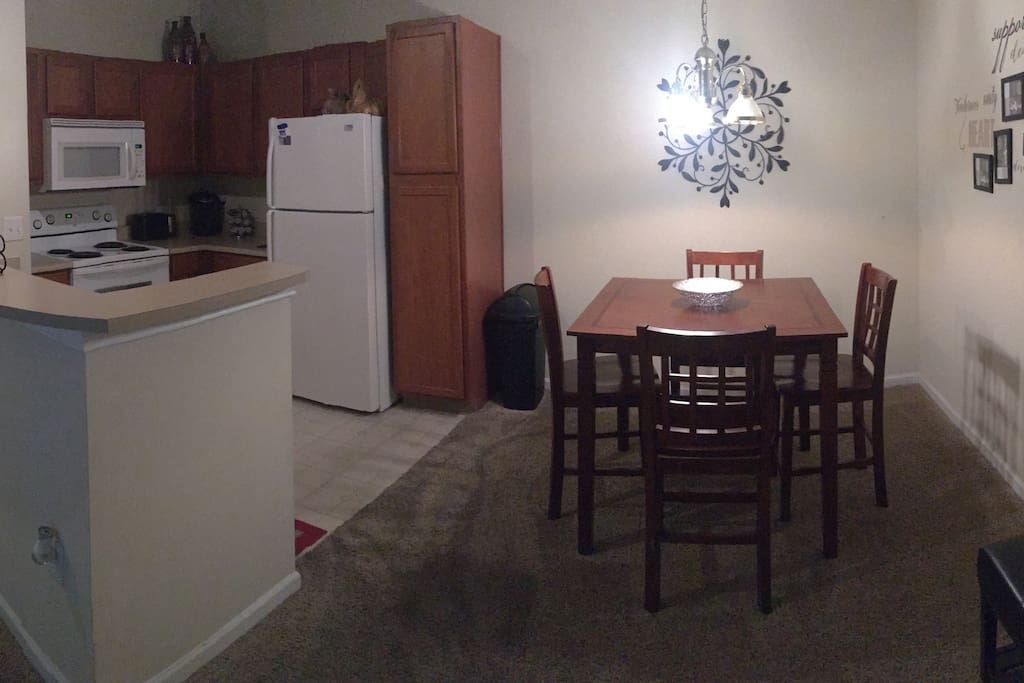 Kitchen/Dining room