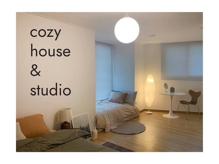 Indekwon Station & 2 Bedroom Cozy Studio