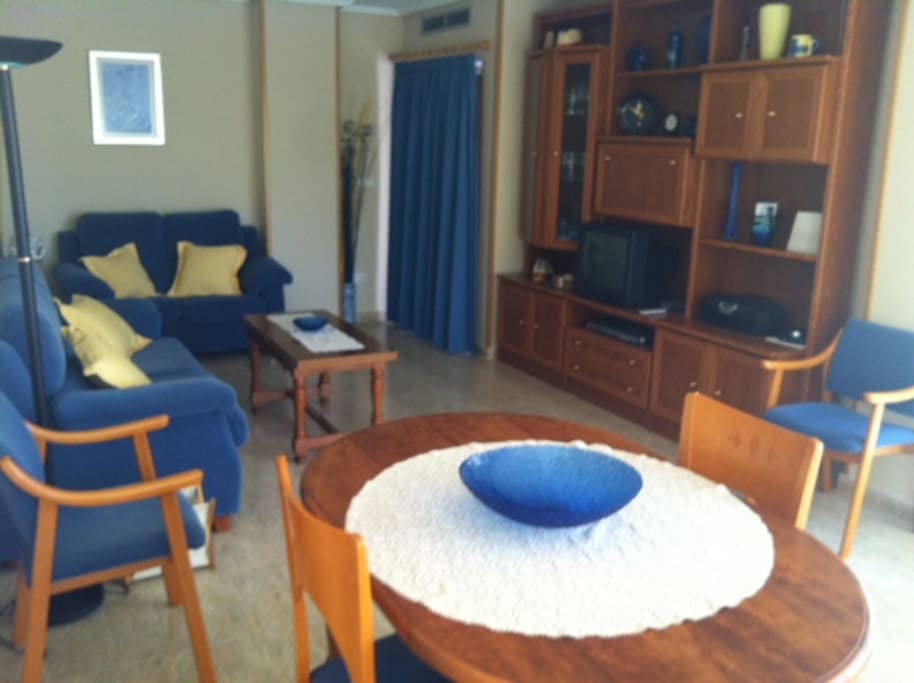 SALON COMEDOR