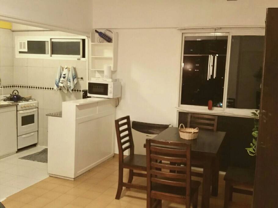 Cocina integrada al living