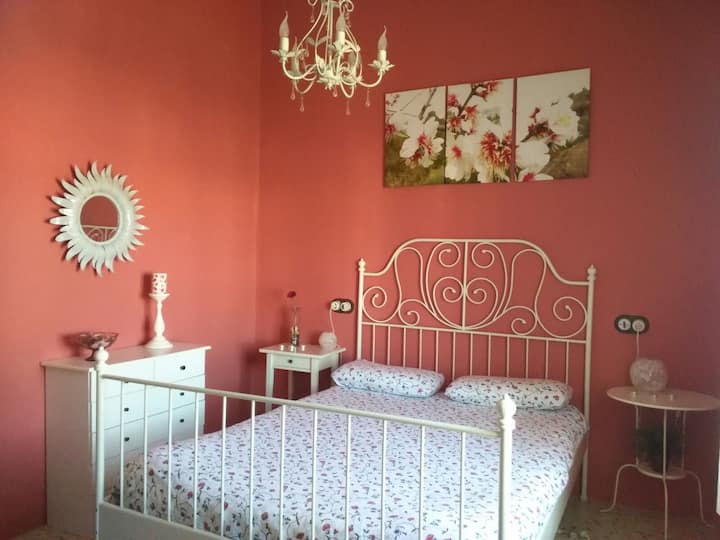 ห้องนอนใหญ่