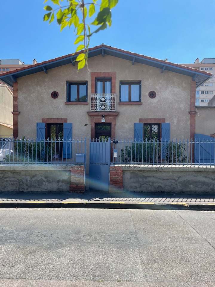 Toulouse Holiday Rentals & Homes Occitanie, France Airbnb