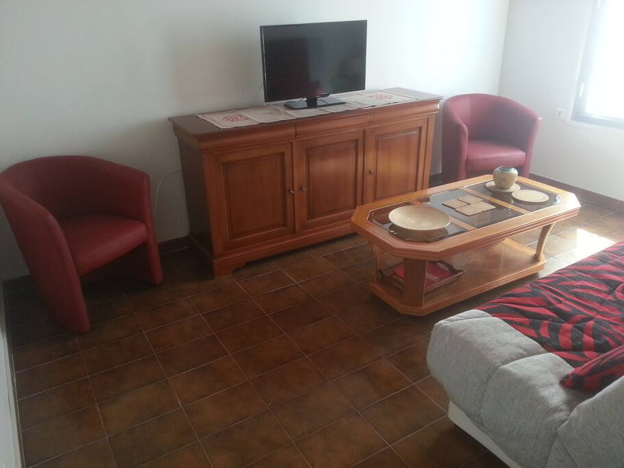 très bon couchage
clic clac 2 cabriolets buffet