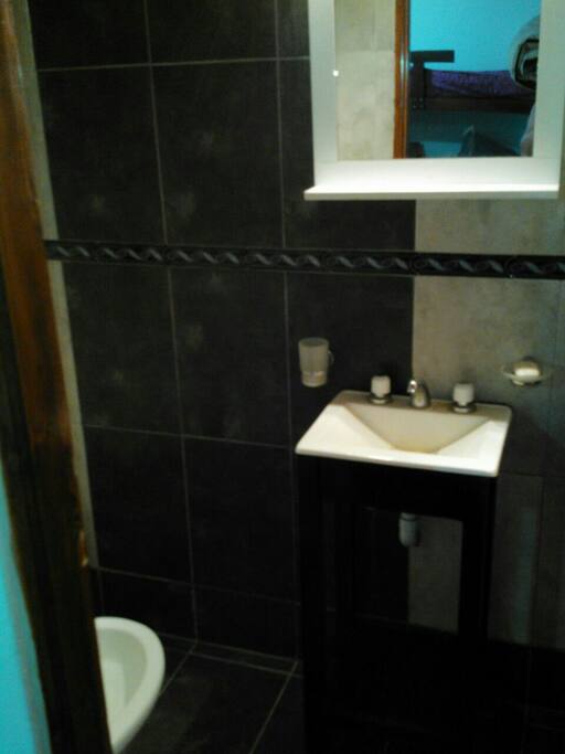 hab c/baño en suit