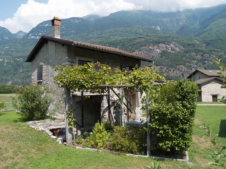 10 Best Airbnb Vacation Rentals In Bellinzona, Switzerland Updated