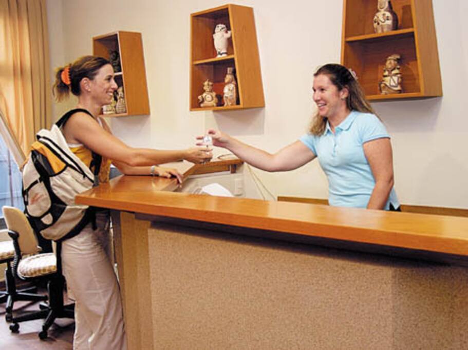 Recepción 24 horas