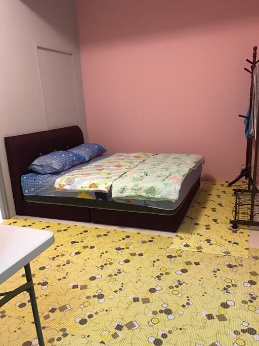 Room B with attached bathroom n working table