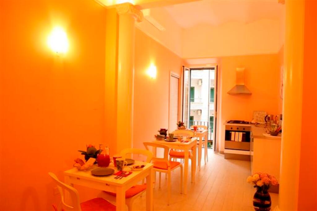 breakfast room