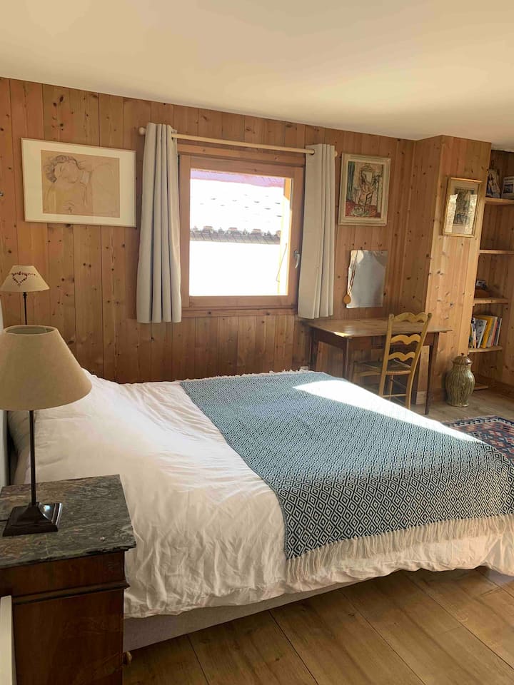 Master suite na bafuni Floor 1