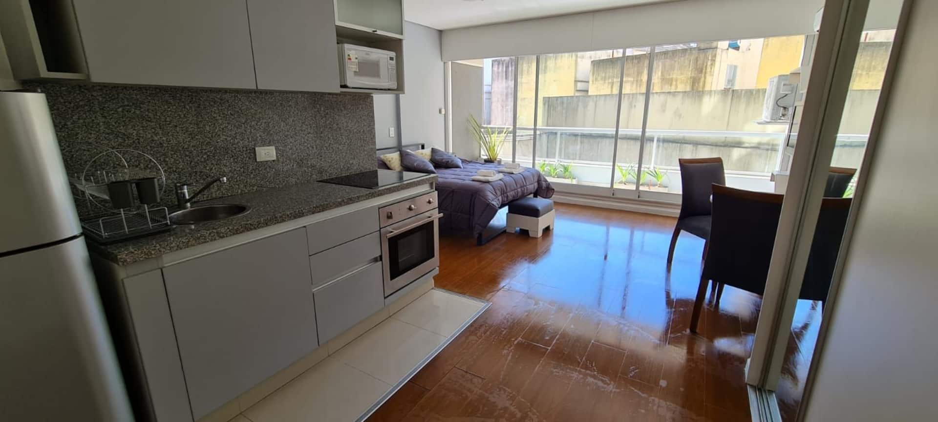 Kitnet em Belgrano com piscina