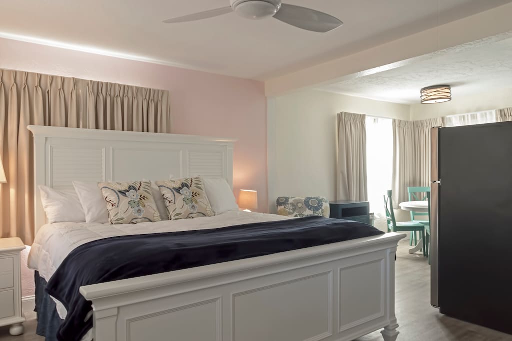 Queen bed
