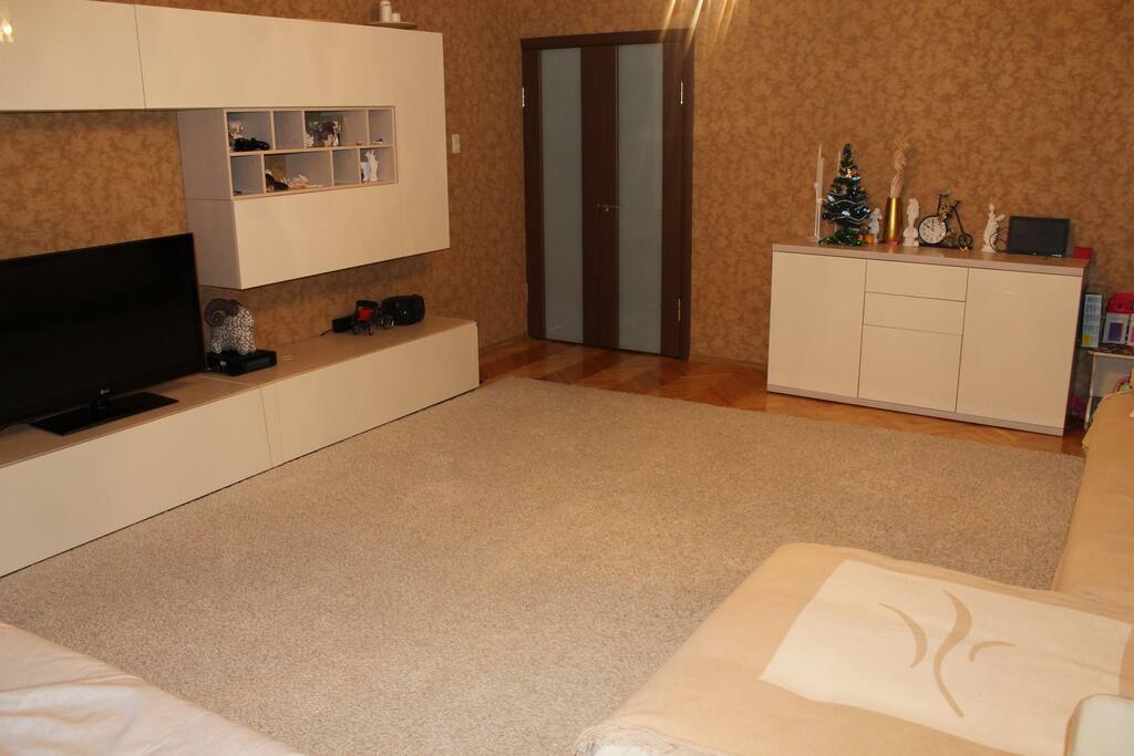 Room 1
