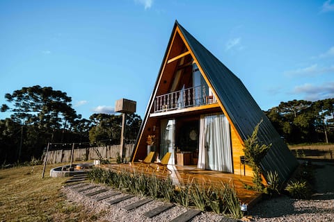 Cabana Cedro | Overlooking the lake