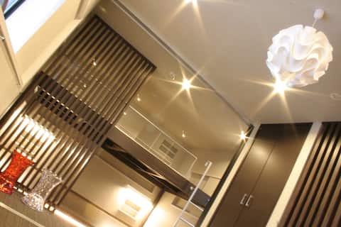 Goemon Bath, 55” TV, 2 Min Walk to Hikone Station