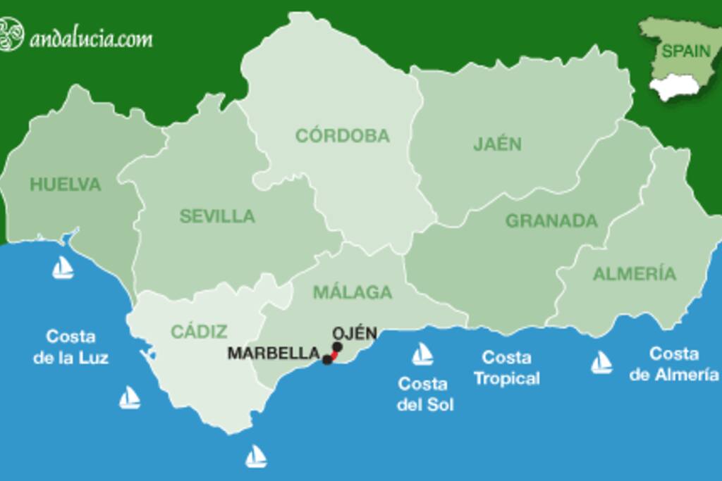 60 Km. von Malaga Airport, 8 von Marbella, 4 von Ojen.