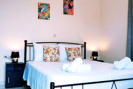 New apartment for 3 persons, next to Chania center