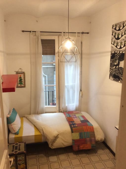 Single Room: The Room