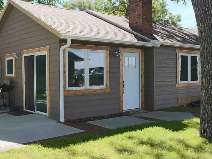 Lakefront Cabin on Kampeska w/ Dock, Style, & View Cabins for Rent in