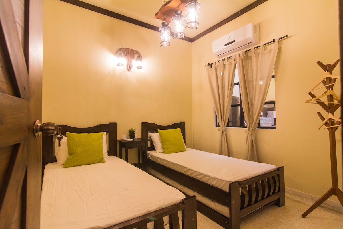 Schlafzimmer 2 ( Doppelbett)