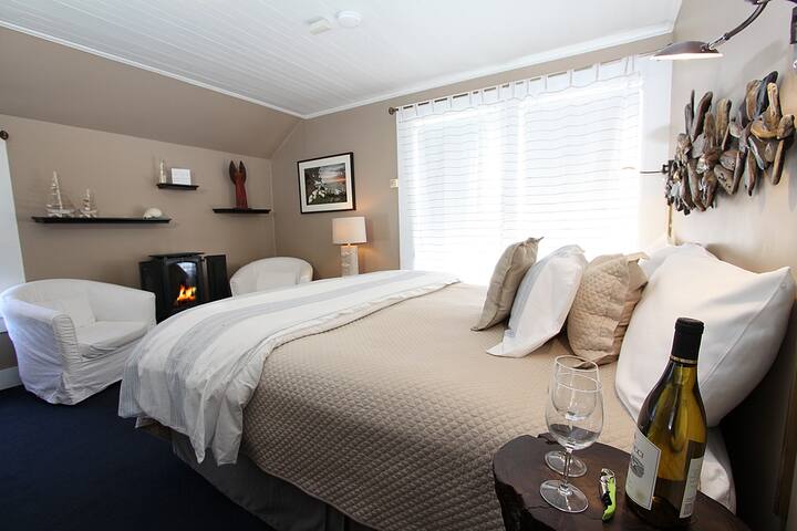 Seagull Inn Bed and Breakfast managed Airbnb listing 2