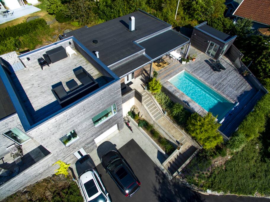 Roof terrace and poolarea