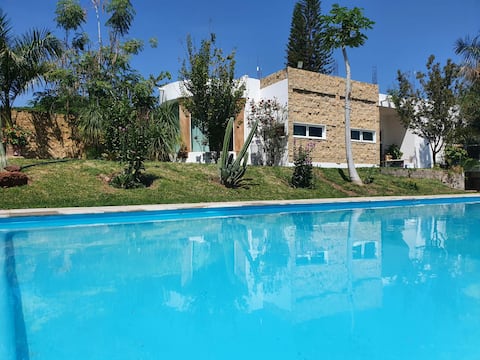 La Casa del Lago (a place for rest and fun)