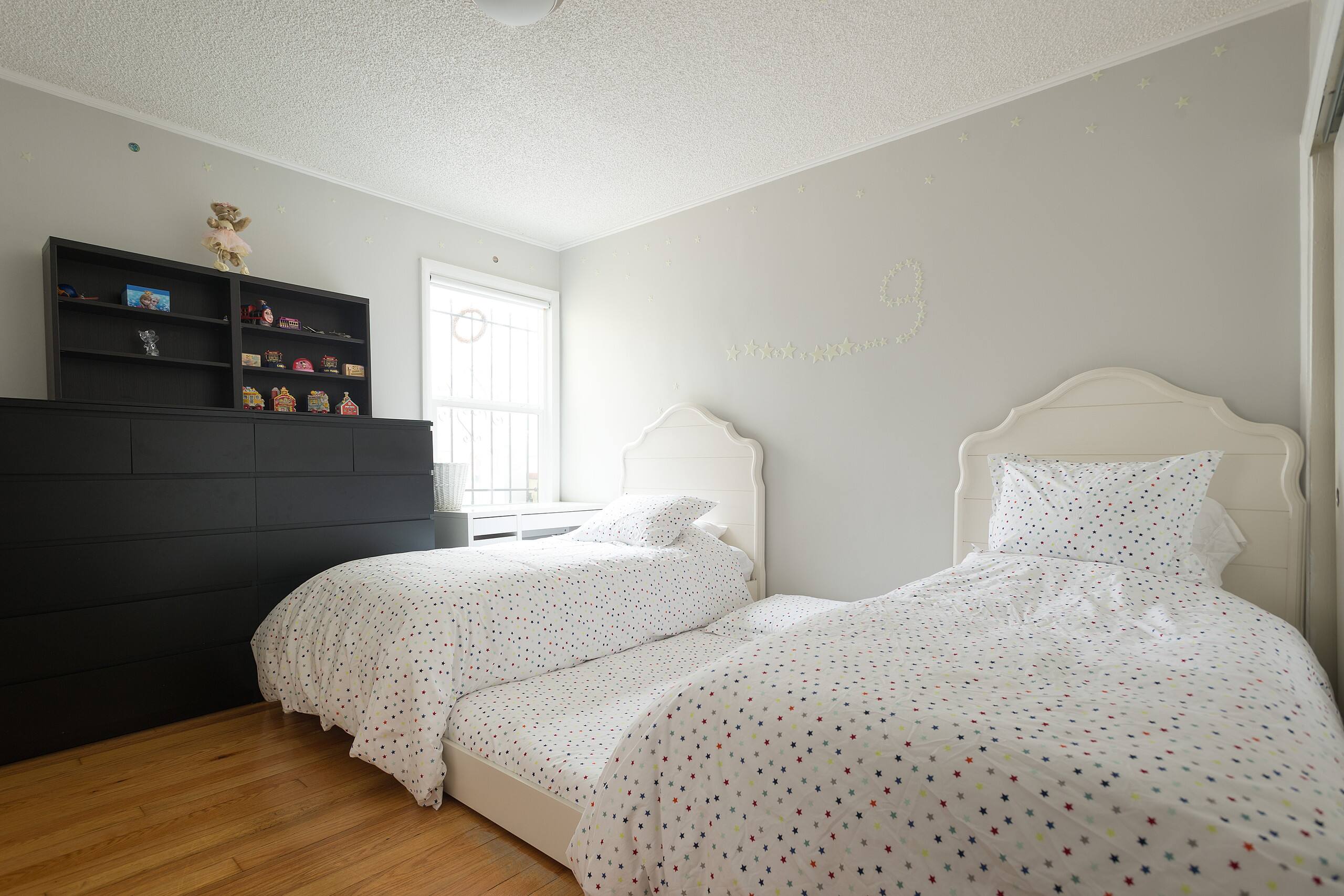 Home in San Francisco · ★4.91 · 3 bedrooms · 3 beds · 2 baths - Image 16