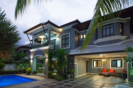 Baan Santhiya 3 Bedroom Villa (V2) - free tuk-tuk