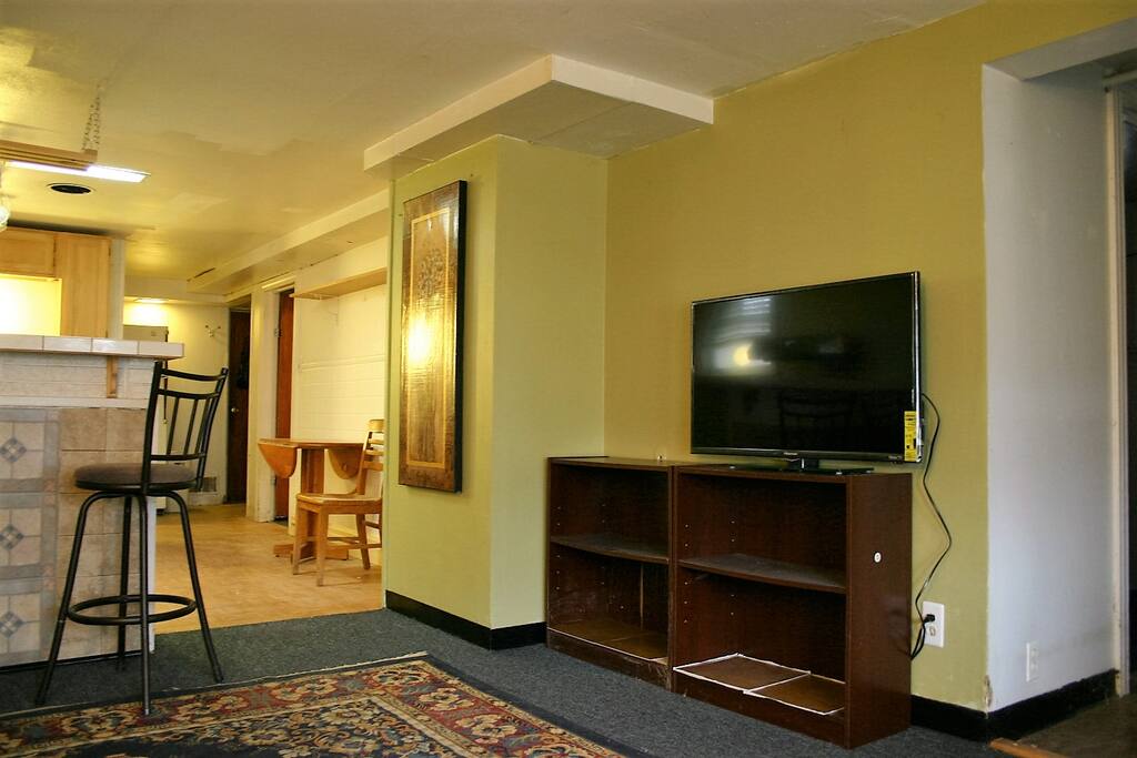 Passage to Kitchen and internet TV