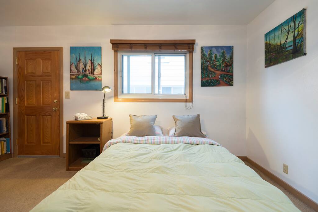 Queen Size Comfortable Bed!