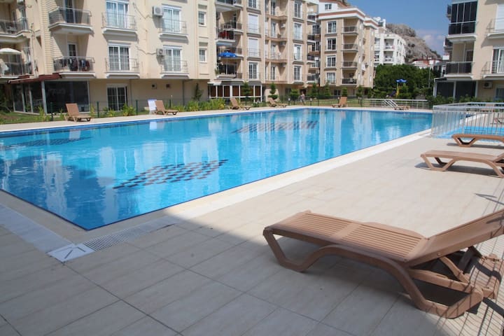 Candar Real Estate managed Airbnb listing 3