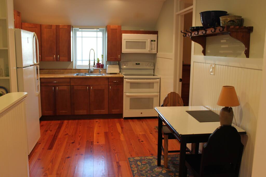 Eat in Kitchen