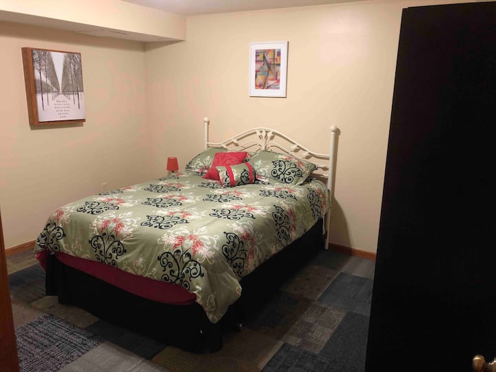 Habitación adicional con cama tamaño queen