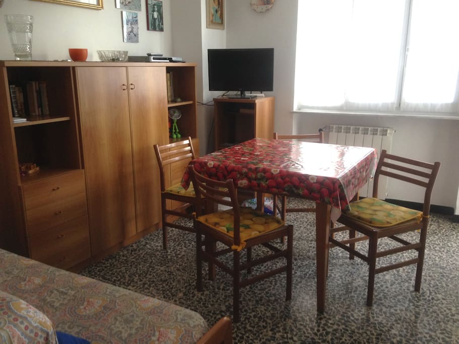 Sala da pranzo: il tavolo diventa doppio (2x1)