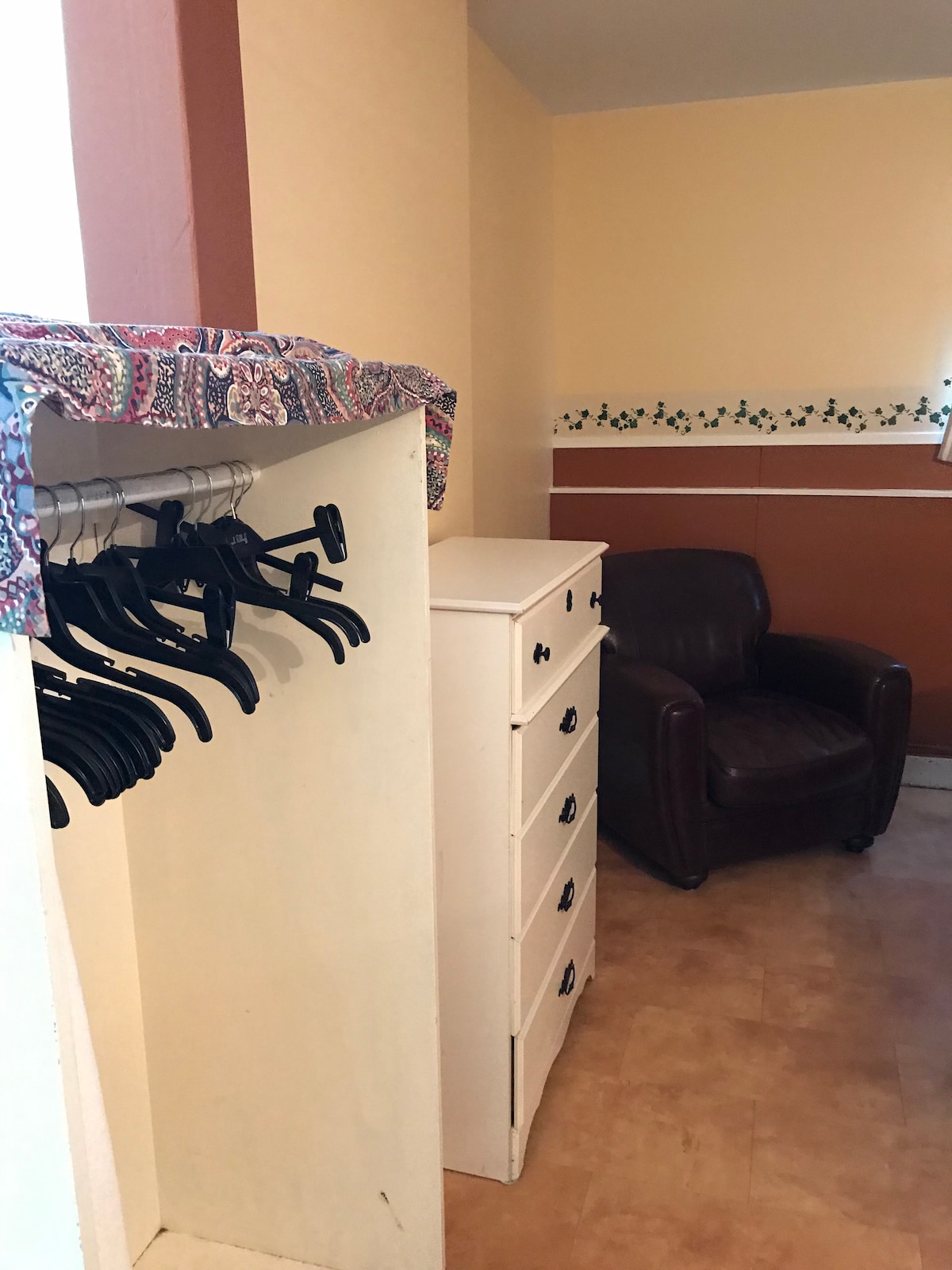 Clothes hangers included