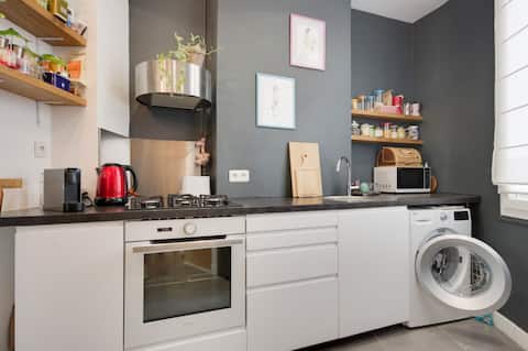 Top Airbnb: MODERN AND BRIGHT APARTMENT - VAUBAN DISTRICT in Marseille