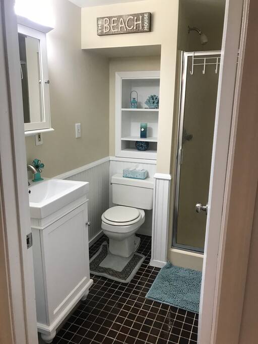 Bathroom/Shower