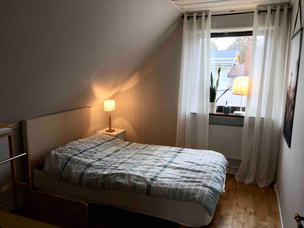 Spálňa na poschodí. 