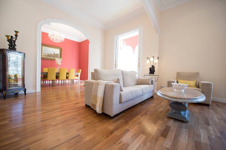 Three bedroom apartment Carrer Valencia YouStylish gallery image 5