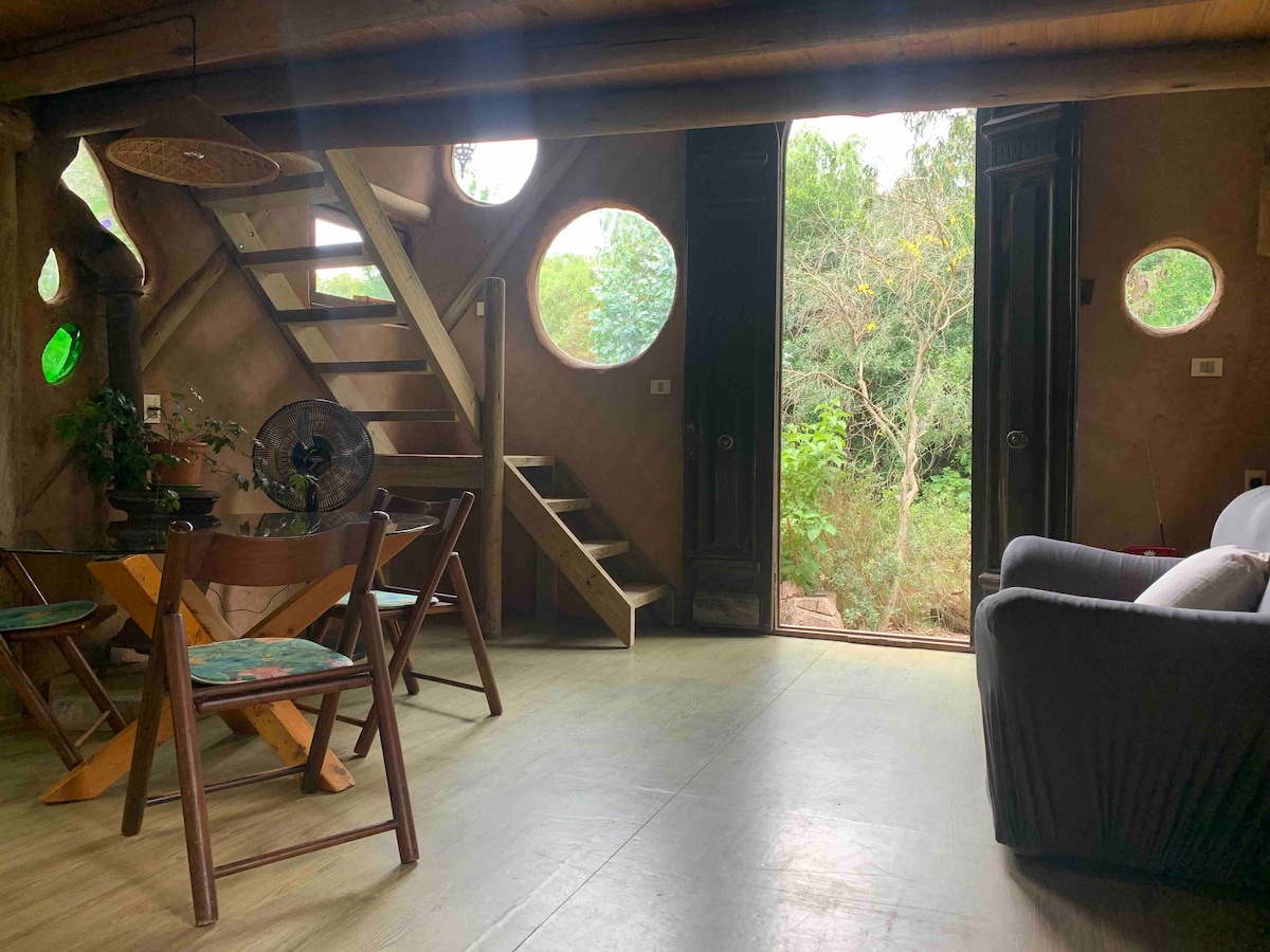 Popular Airbnb listing: Clay cabin in Punta Negra in Punta Negra
