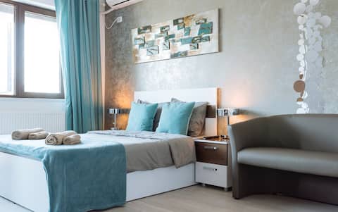 Luxurious Modern Flat 9 - Next to Metro Station