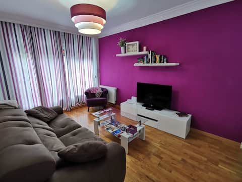 Anuncio de Airbnb popular: Rosa & Miguel Apartments, Family Apartment 2 en Barcelona
