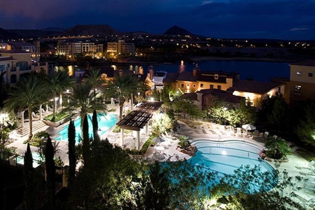 The pool are which is right outside the back door of the first floor unit