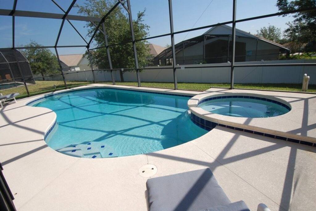 Make sure to enjoy at least one day away from the theme parks and enjoy each other`s company in this private and enchanting pool with its spa.