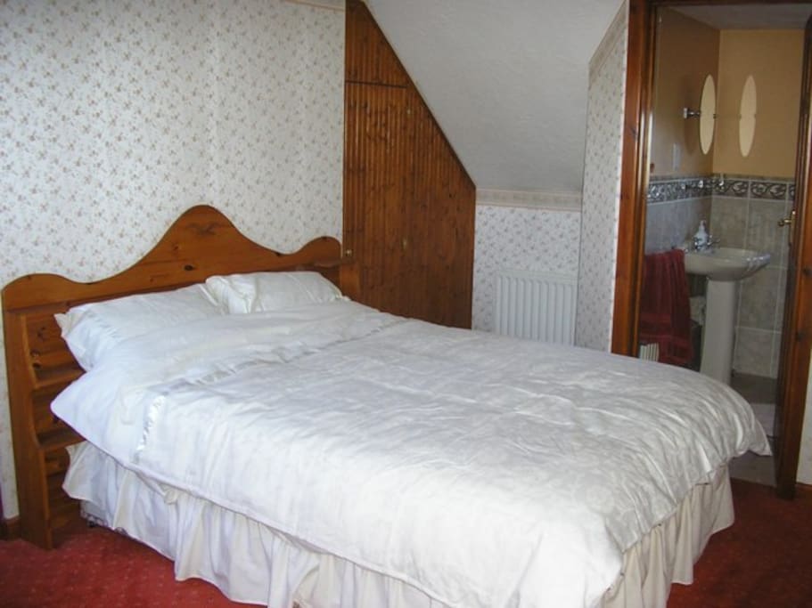 Double bed with on-suite