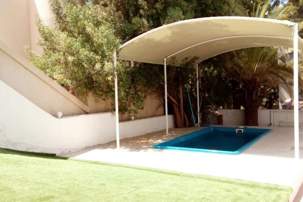 covered private pool for % 100 privacy