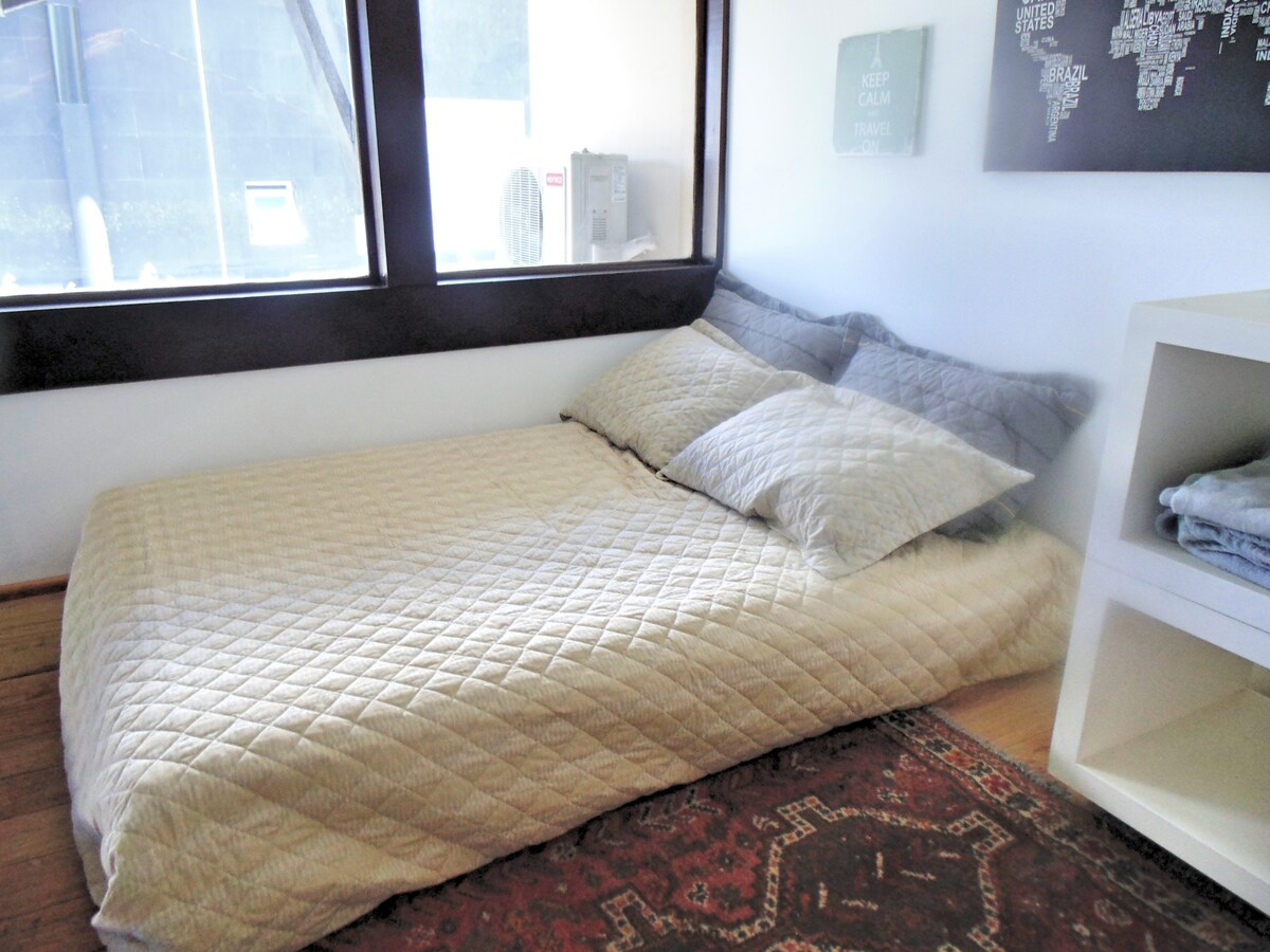 Мецанин с двойно легло